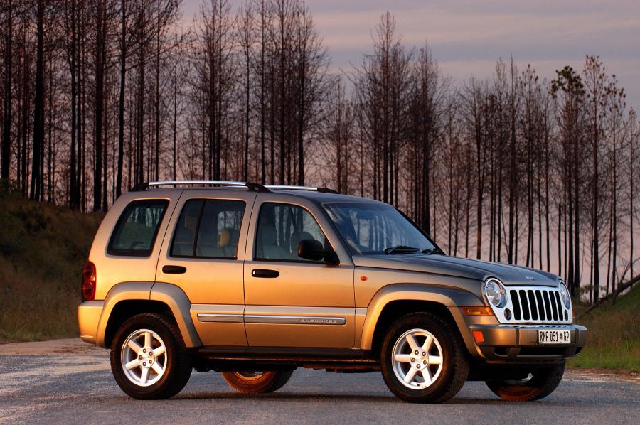  Jeep Cherokee 2002 года  (фото 12 из 130)